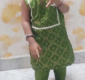 Green Floral Patterned Salwar Kameez Set