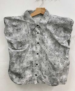 Polka Dot Sleeveless Shirt