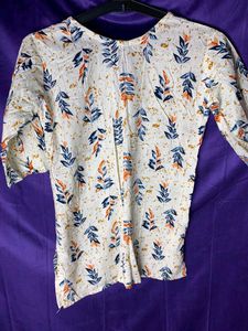 Floral Print Short Kurti