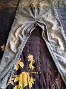 Light Wash Denim Jeans
