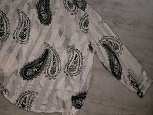 Newme Floral Art Work White Off Shirt
