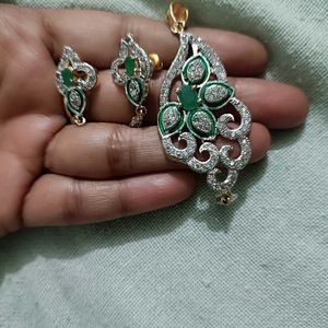 A D Pandent Set