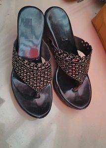 Elegant Black wedges