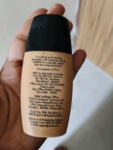 NYKAA SKINgenius Foundation