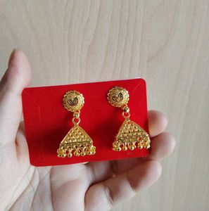GOLDEN EARRINGS 😍