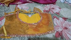 Floral Lehenga Choli Set can be stichable