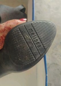It&#39;s Melissa Heels