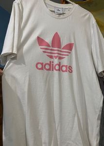 Oversize Adidas Tshirt