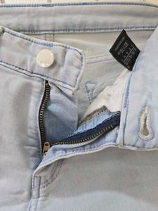 Light Sky Blue Capri - KRAUS Jeans