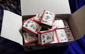 Pop  Crackers For children