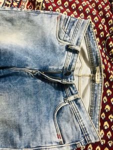 Jeans For Girls ✨👌in 200/-