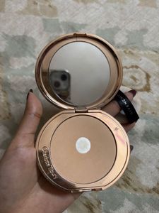 Charlotte Tilbury Airbrush Flawless Finish- Medium