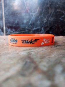 Duke, KTM Hand Band