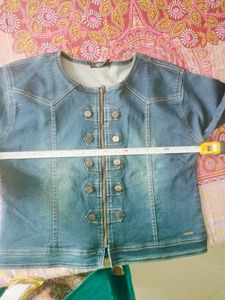 Never Worn Stretchable Jacket