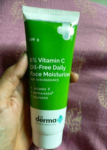 Vitamin 5%vitamin C Moisturizer -100g