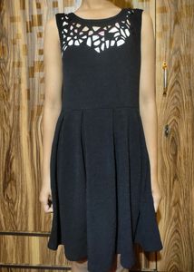 Sleeveless A Line Pleated Dress