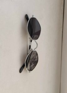 Unisex Stylish Retro Oval Sunglasses