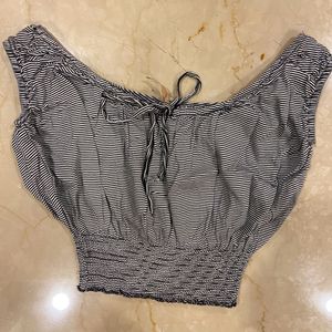 Set of 4 Tops