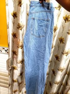 Light  Wide Leg Jeans