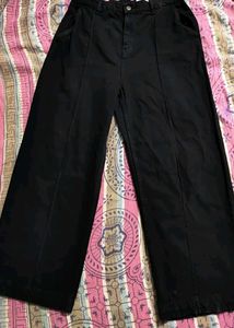 Today&#39;s Sale!!!  Zudio Black Flared Jeans