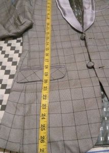 Stylish Grey Checked Suit Blazer for boys