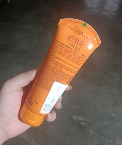 Lotus Herbals Sunscreen 🧴