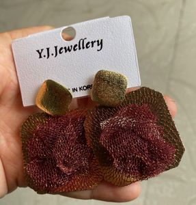 Elegant Mesh Flower Stud Earrings