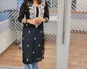 Black Kurti