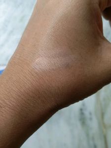 Myglamm Pose HD Foundation