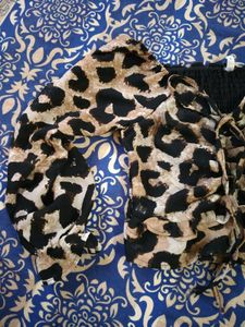 Stylish Animal Print Crop Top