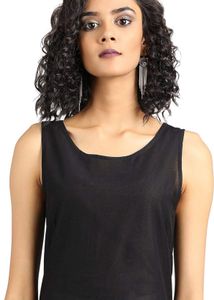 Sleeveless Black Dress