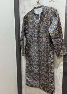 Elegant Ethnic Long Kurta – Rich Festive Print