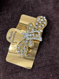 Set Of 4 Hair Clips