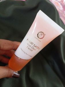 Colours Queen Fair Skin Anti Dust Facial Cleaning