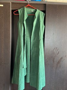 Open Green Sleeveless Jacket Dress With Belt A