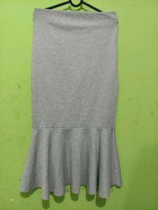 Gray Knit Flounce Hem Skirt