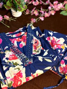 A Line Floral Pure Cotton Kurta With Pants