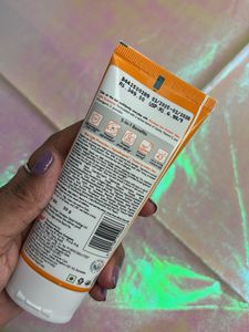 Sunscreen, Face Wash, Serum