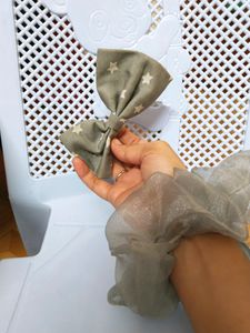 Scrunchy Bow