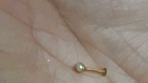 Pearl Gold Nose Pin