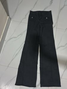 H&amp;M LOW  FLARED JEANS