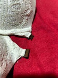 White Lace Front-Open Bra 36A