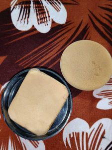 Olivia Pan Cake Compact