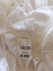 Elegant White Maxi Dress