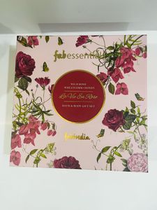 Fabessentials La Vie En Rose Gift Set
