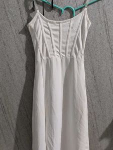 Elegant White Maxi Dress
