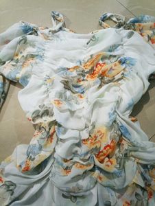 Floral Print off shoulder top