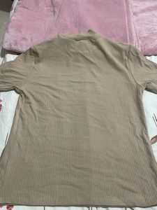 Ribbed Mock Neck Top