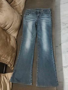 A Vintage Bootcut Jeans