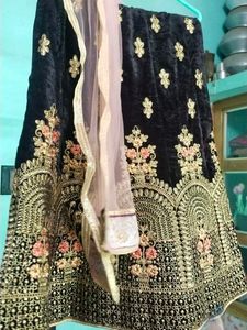 Elegant Velvet Lehenga Choli Set